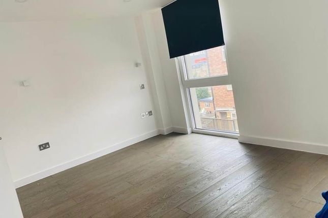 Flat to rent in 219 Commercial Road, London, Greater London