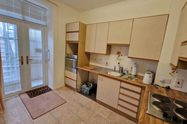 Highcliffe, 10,Flat 3, Louisa Terrace, Exmouth photo 4