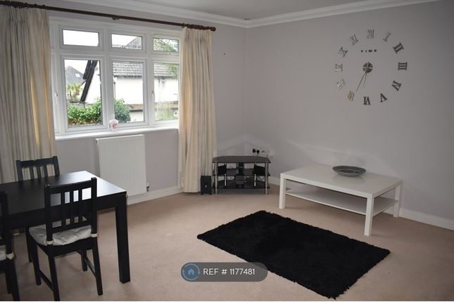 Flat to rent in Queens Park West Drive, Bournemouth