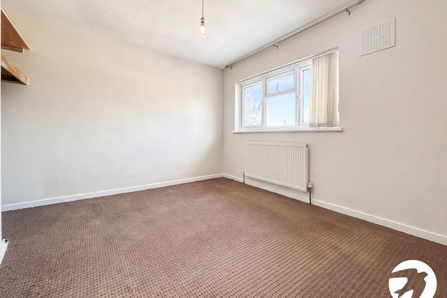53, Cavell Crescent, Kent photo 4