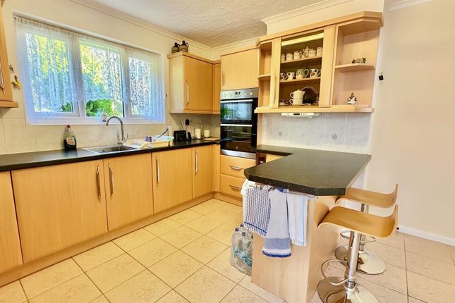 91, Upper Glen Road, St. Leonards-On-Sea photo 2