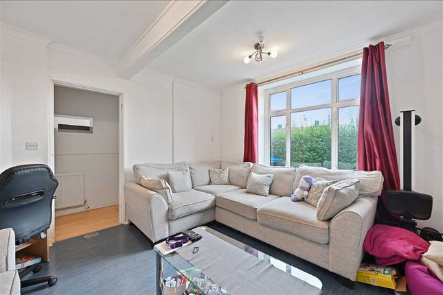 Thumbnail Terraced house to rent in St. Helier Avenue, Morden
