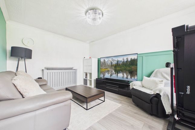 15, Beech Terrace, Larkhall photo 2