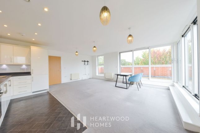 2-bed flat on Vita House,19, Charrington Place, St. Albans, £400,000