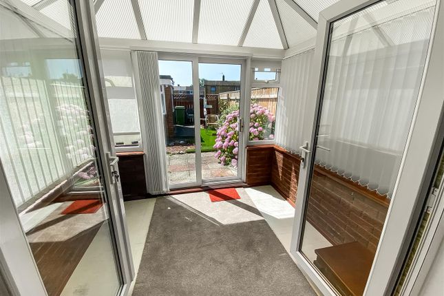 15, Whitehead Walk, Newton Aycliffe photo 4