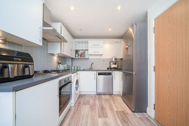 12, Linden Close, Iver Heath photo 4