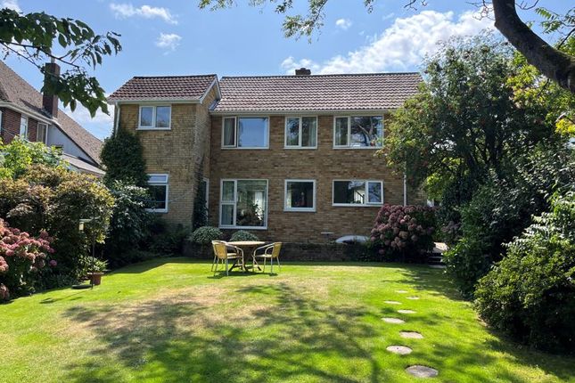 15, Greenleas, Tunbridge Wells photo 2
