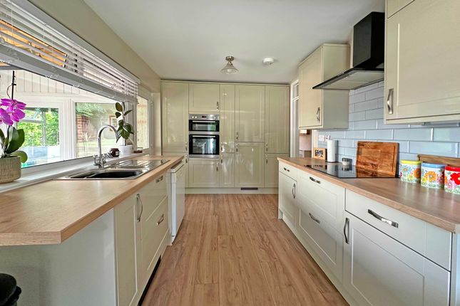 2, Glebelands, Exeter photo 3