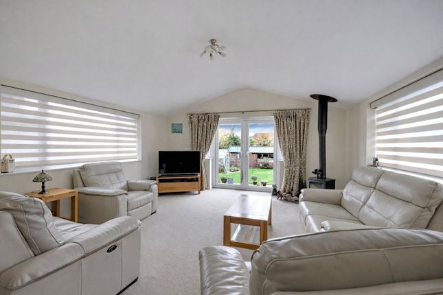Hedge End,, Tanners Road, Barnstaple photo 3