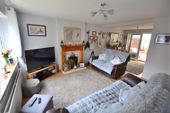 Semi-detached house for sale in Neville Close, Shepshed, Loughborough