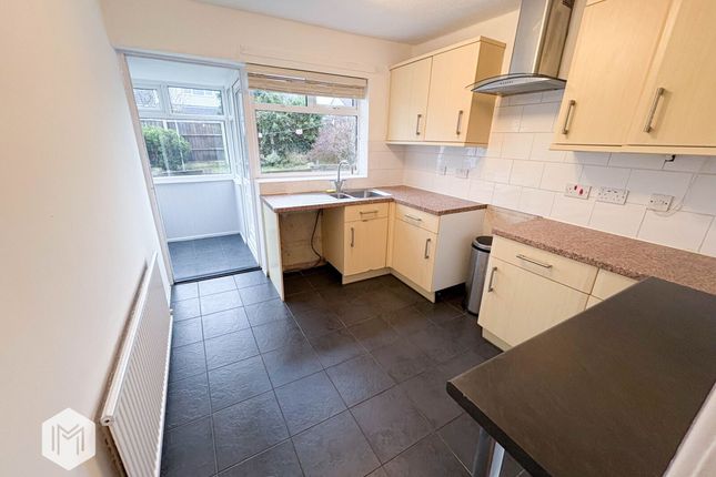 40 Queens Avenue, Warrington photo 2