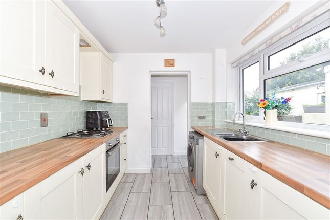 Bramley Road, Snodland photo 2