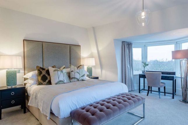 Penthouse B, London photo 4
