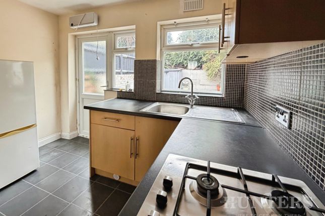 43, Harold Road, Sutton photo 2