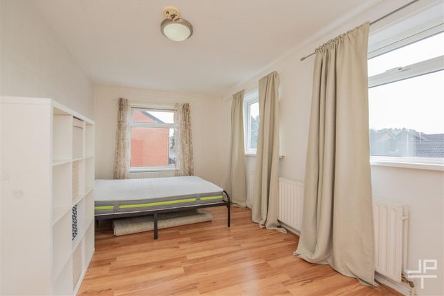 Flat 1, 39a, Birch Road, Manchester photo 4