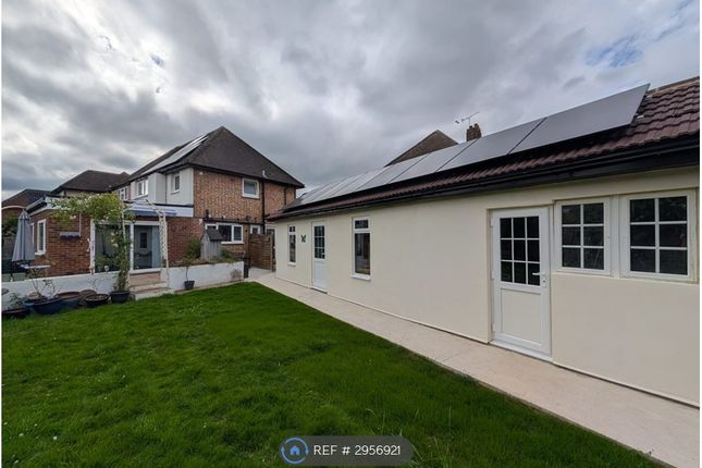 Plackett Way Cippenham, Cippenham, Slough photo 4