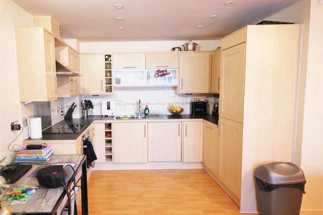 Flat for sale in Quayside Drive, Colchester