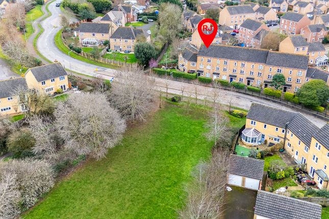 23, School Lane, Higham Ferrers photo 2