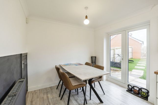 1, Field Meadow Close, Lowton photo 4