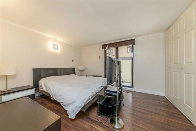Flat 311, Point West, 116, Cromwell Road, London photo 4