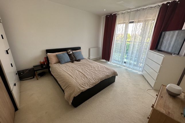 Detached house to rent in Barge Drive, Southall, Greater London