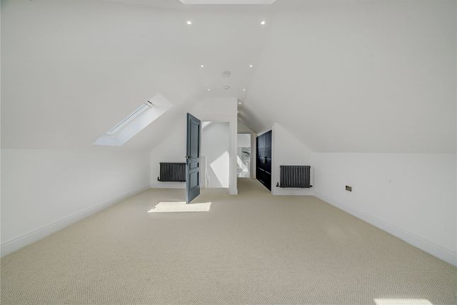2nd Floor Suite