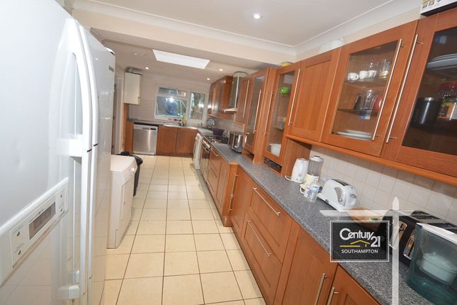 Gordon Avenue, SOUTHAMPTON photo 2