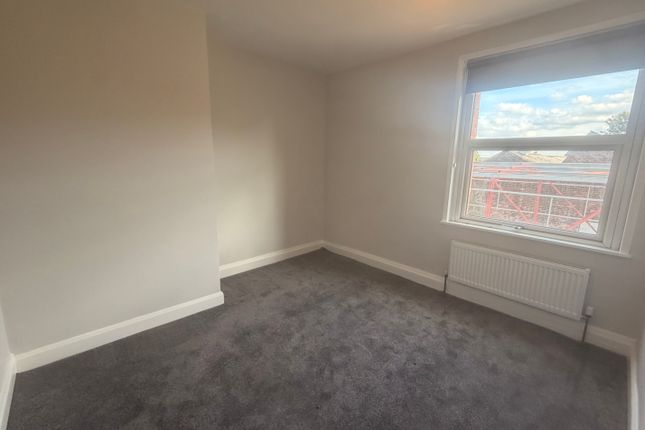 5, Lands Buildings, Ossett photo 5
