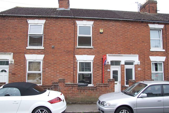Terraced house to rent in Great Park Street, Wellingborough