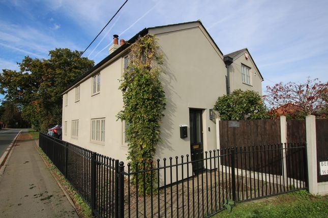Thumbnail Detached house for sale in Chelmsford Road, Barnston, Dunmow