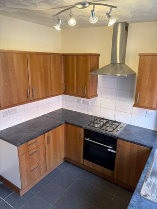 7, Ball Haye Terrace, Leek photo 2