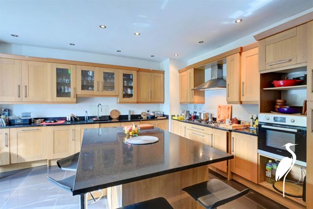 Breakfasting Kitchen