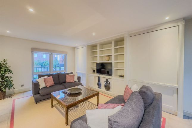 Town house to rent in Squire Gardens, St Johns Wood Road, St Johns Wood