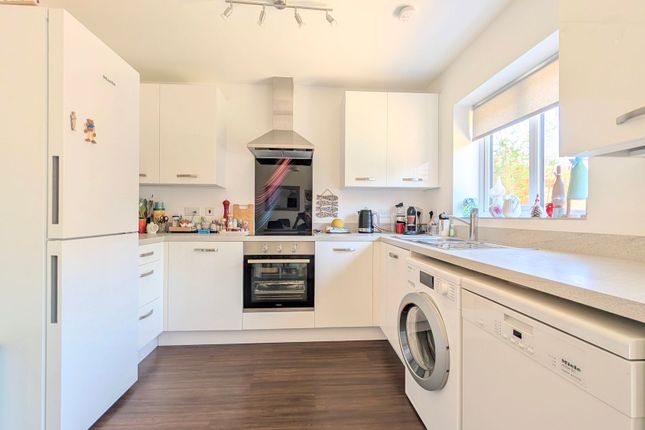 11 Armitage Drive, Wantage photo 3