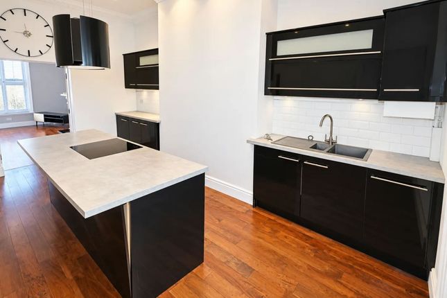 Flat 4, 29 New Walk, Beverley photo 5