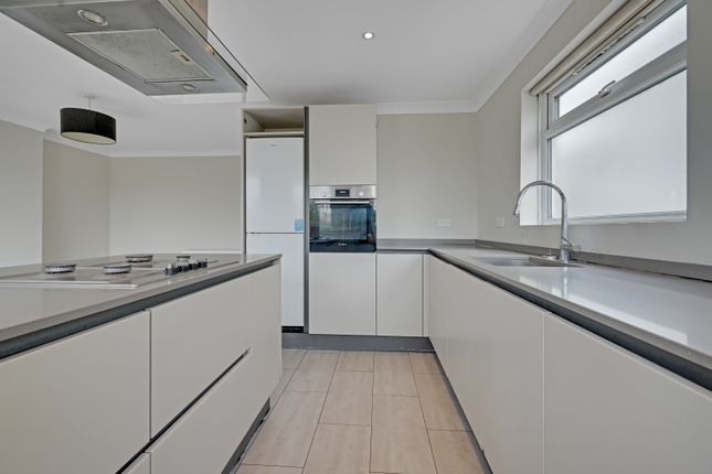 Tanfield Avenue, London photo 4