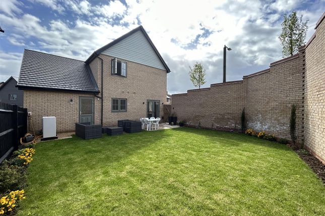 Detached house for sale in Walnut Drive, Haddenham, Ely