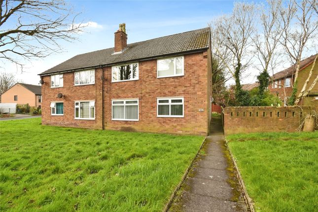 Flat for sale in Oak Tree Drive, Dukinfield, Greater Manchester