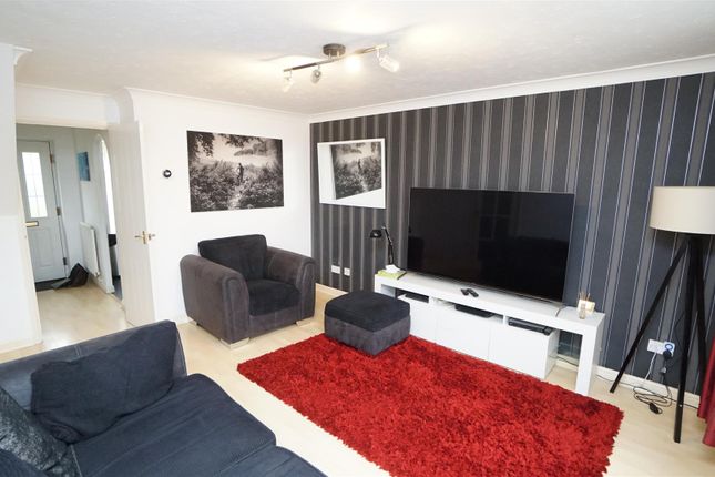 47, Tinkler Stile, Bradford photo 3