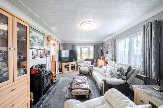 26, Severn Bridge Park Homes, Chepstow photo 4
