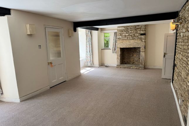 Carlton House Silver Street, Malmesbury photo 3