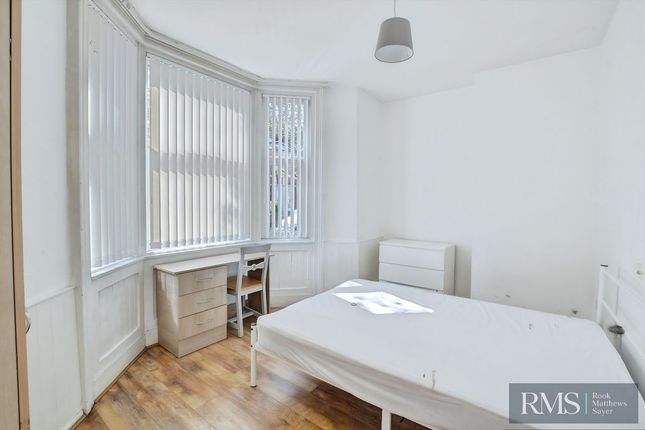 199, Helmsley Road, Newcastle Upon Tyne photo 2