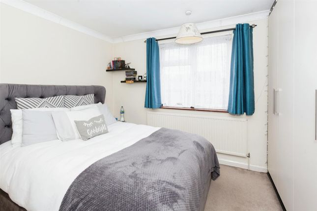 Semi-detached house for sale in Leeds Road, Slough