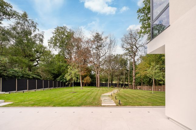Woodlands, Coombe Hill Road, Kingston Upon Thames photo 2