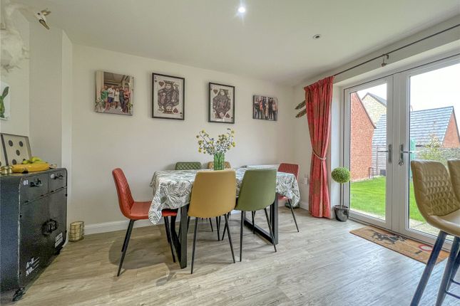 1, Chicory Close, Wiltshire photo 4