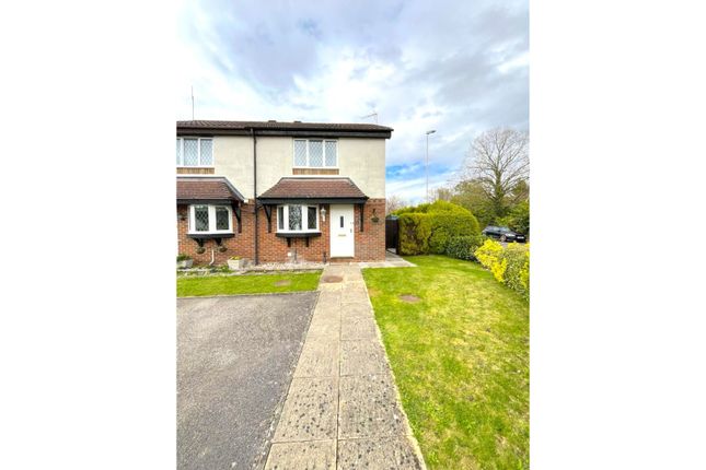 Thumbnail Semi-detached house to rent in Creslow Way, Aylesbury