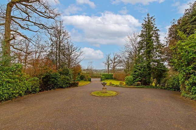 29, Kentish Lane, Brookmans Park photo 4