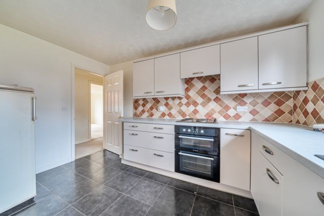 16, Wessex Close, Sleaford photo 2