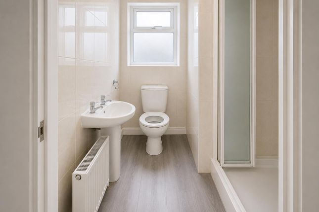 F5, 42, Winlaton Road, Bromley photo 5