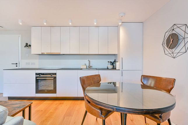 Flat for sale in Horn Lane, Acton, London